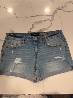 Aeropostale Light Blue Distressed Denim midi Shorts